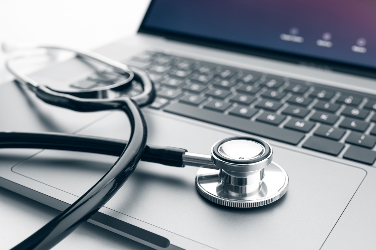 Stethoscope on laptop begs the question are online medical certificates legal?